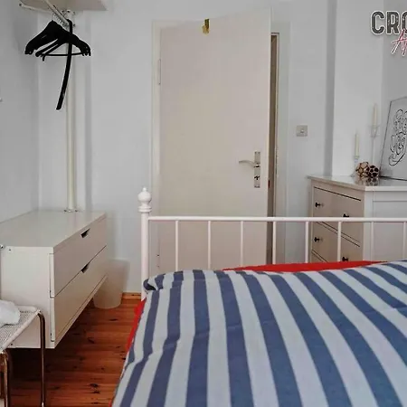 Apartment Crosshill - Charmante Und Helle *