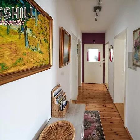 Apartment Crosshill - Charmante Und Helle *